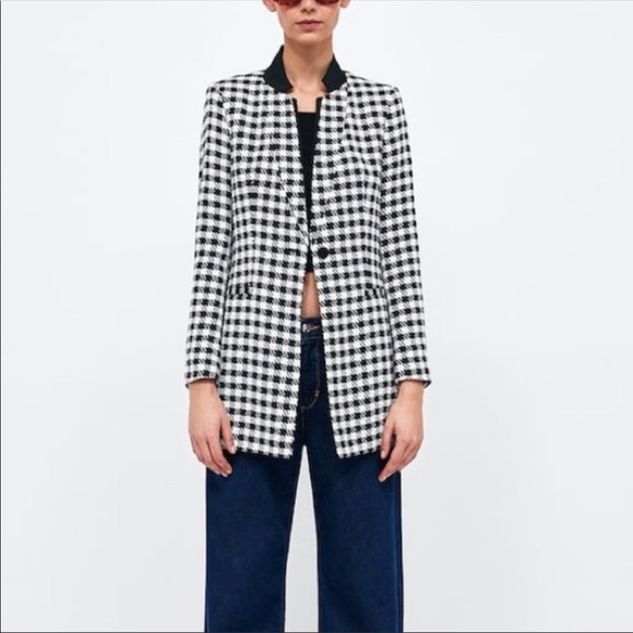Zara Jackets & Blazers - ZARA BLACK AND WHITE TRENCH COAT